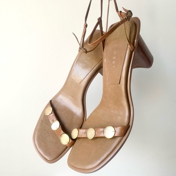 Nine West Shoes - Nine West Square Toe Heels